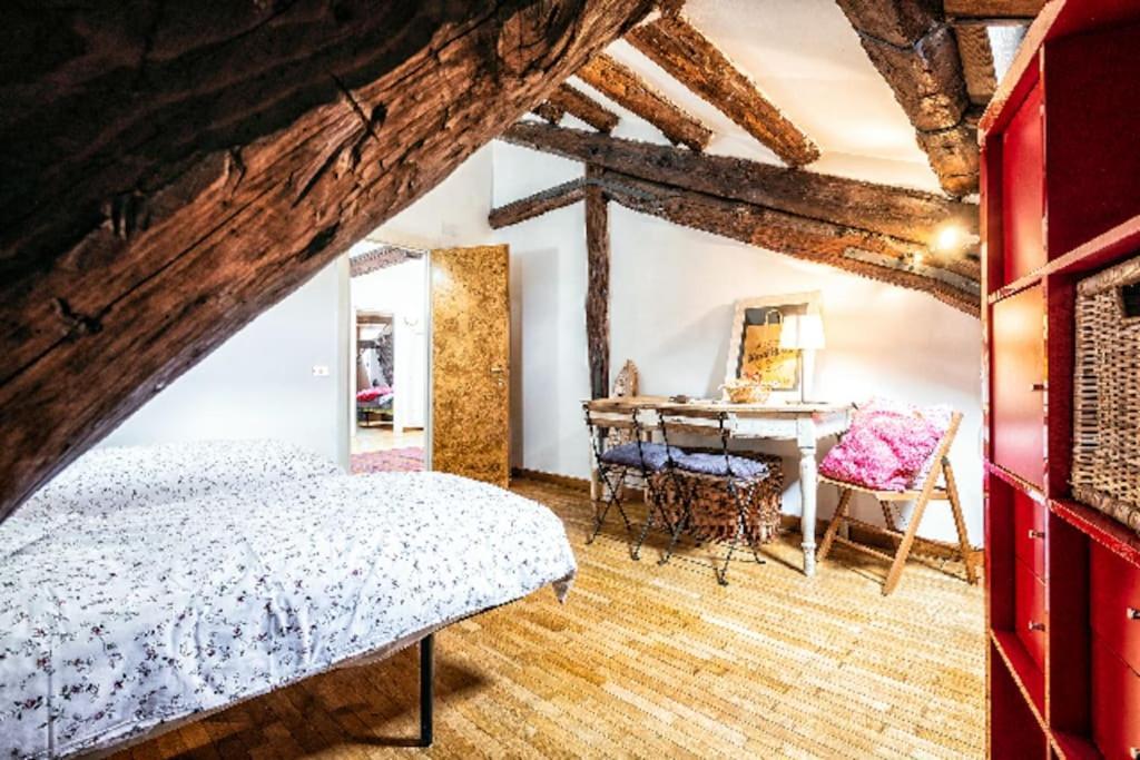 Loft Overlooking The Old Town . Feltre Eksteriør bilde