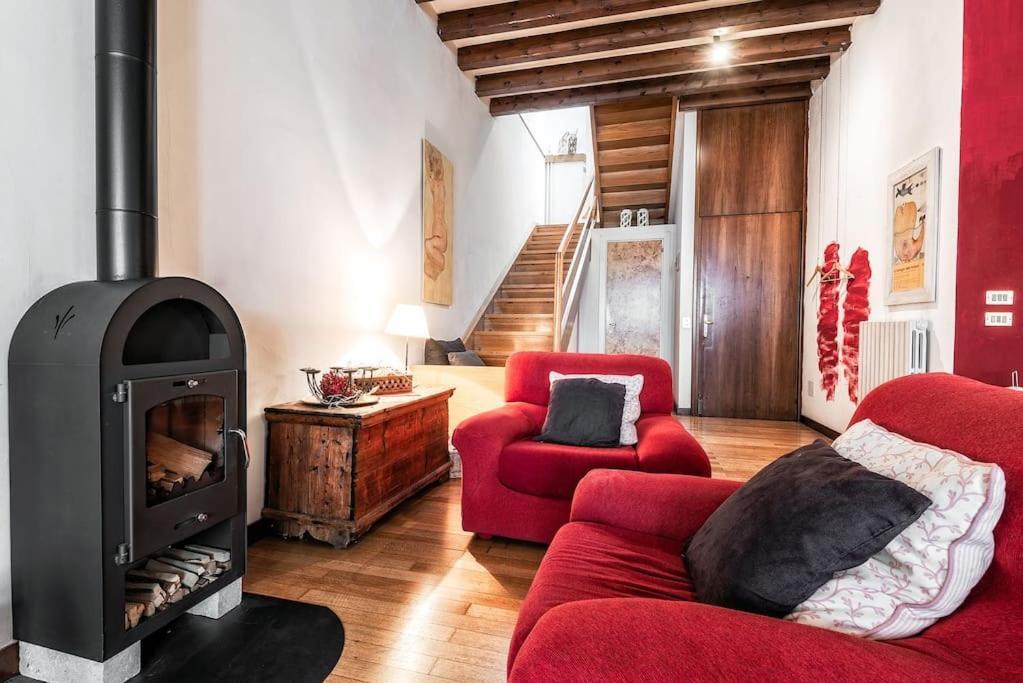 Loft Overlooking The Old Town . Feltre Eksteriør bilde
